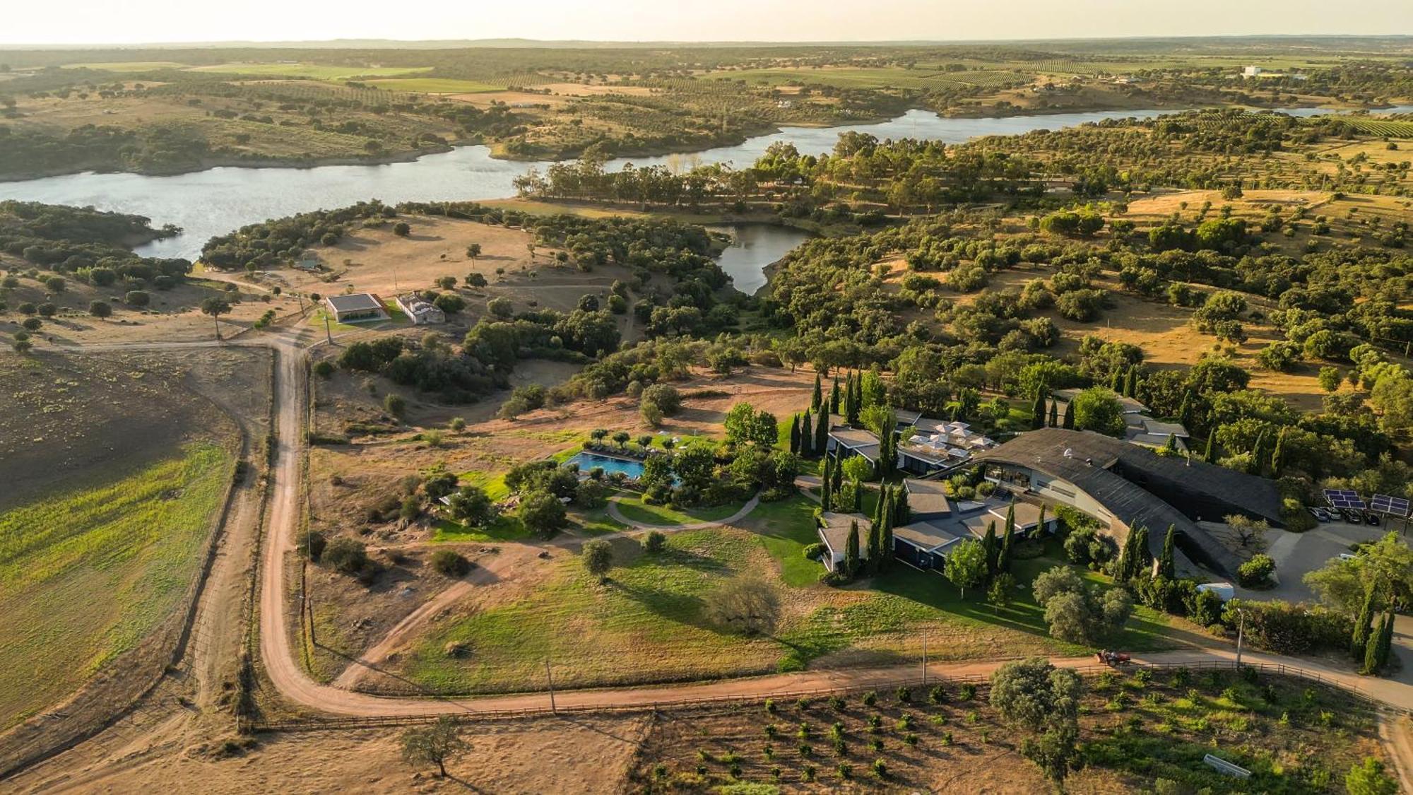 אביס Herdade Da Cortesia Hotel מראה חיצוני תמונה